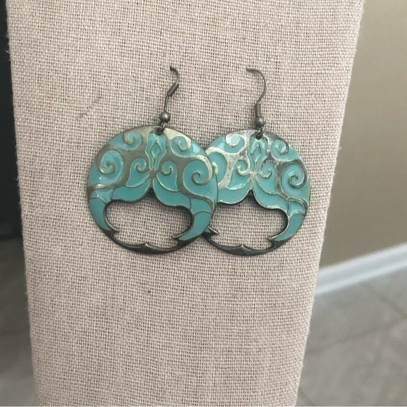 Vintage Enamel Hook Earrings - Picture 1 of 2